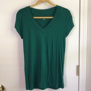 V-neck T-shirt Green